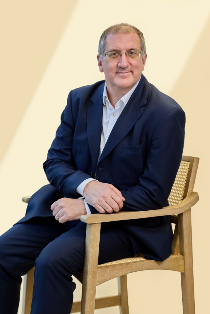 Julian Mathews